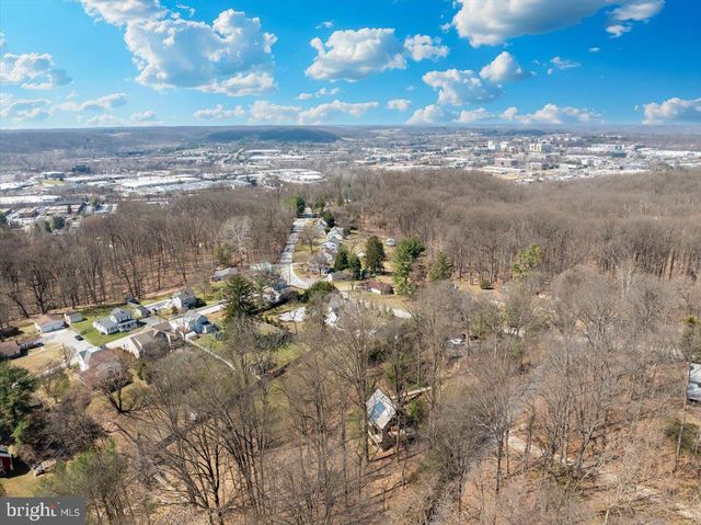 213 SHERWOOD RD, Cockeysville, MD 21030