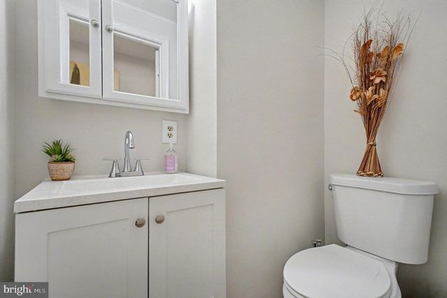 5060 GALLAGER DR, Fredericksburg, VA 22407