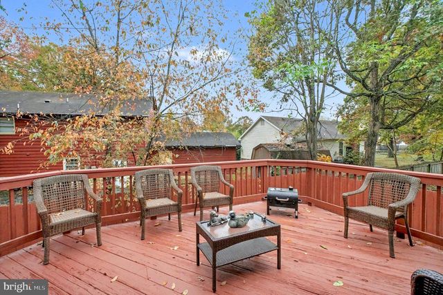 5060 GALLAGER DR, Fredericksburg, VA 22407