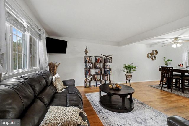 5060 GALLAGER DR, Fredericksburg, VA 22407