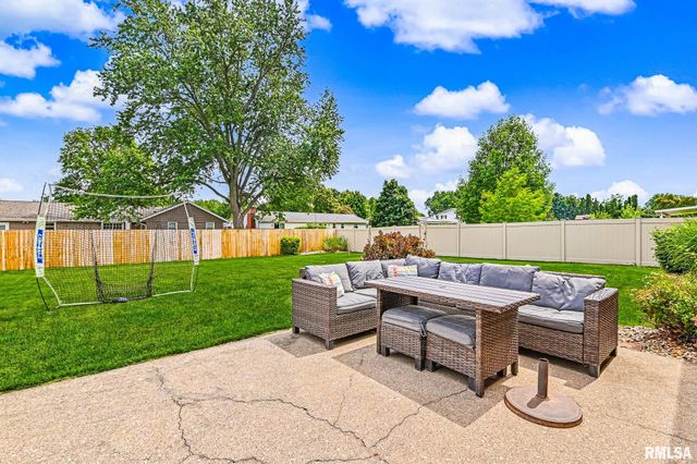 470 E FERNWOOD Street, Morton, IL 61550