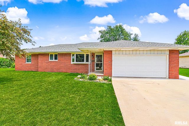 470 E FERNWOOD Street, Morton, IL 61550