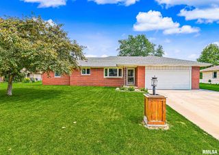 470 E FERNWOOD Street, Morton, IL 61550
