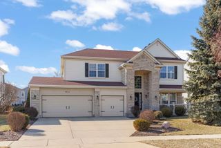 9711 Aberdeen Lane, Huntley, IL 60142