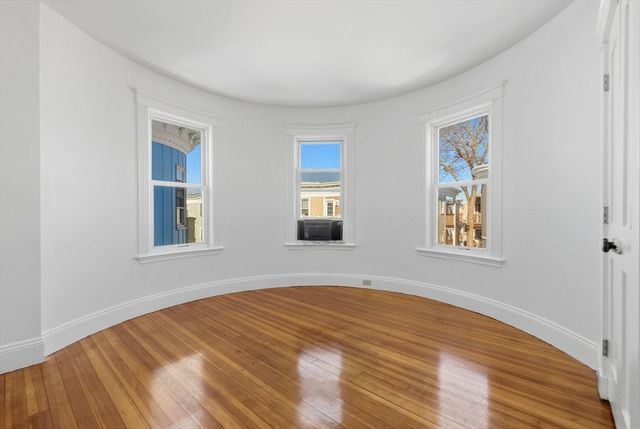 9 Sumner Sq 2, Boston, MA 02125