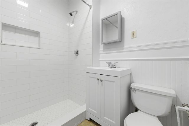 9 Sumner Sq 2, Boston, MA 02125