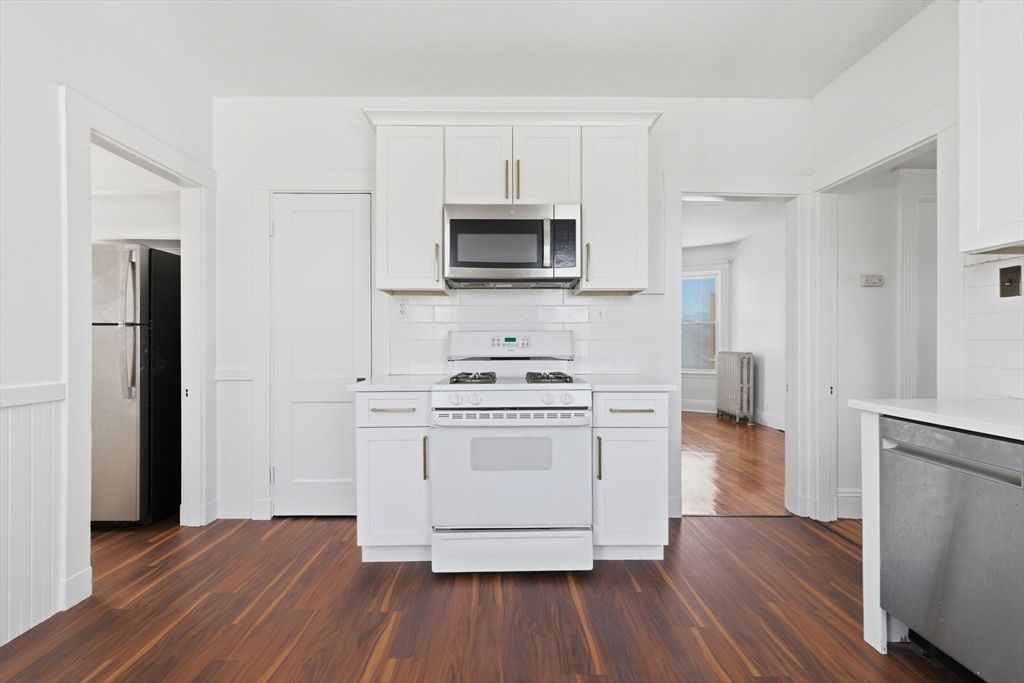 9 Sumner Sq 2, Boston, MA 02125