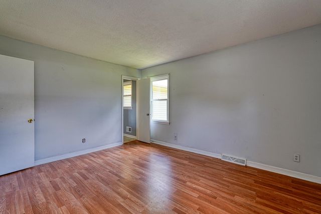 411 Vanderbilt Road, Spartanburg, SC 29301