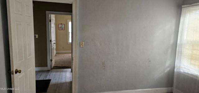 1063 Voorhees Avenue, Jackson, MS 39209