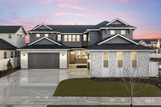 7535 W Diamond Lake Dr, Boise, ID 83714