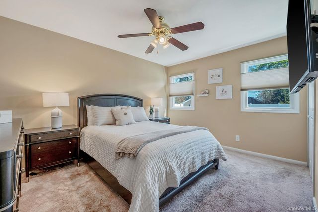 46 Sheldon Place, Commack, NY 11725