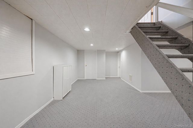 46 Sheldon Place, Commack, NY 11725