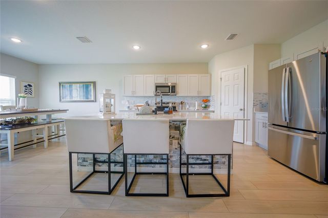 7917 PEACE LILY AVENUE, Wesley Chapel, FL 33545