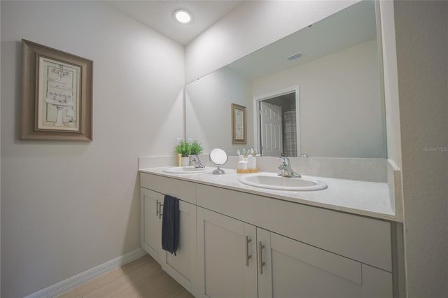 7917 PEACE LILY AVENUE, Wesley Chapel, FL 33545