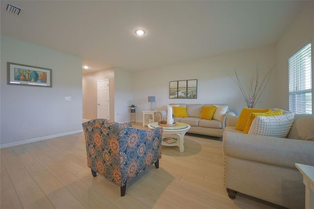 7917 PEACE LILY AVENUE, Wesley Chapel, FL 33545