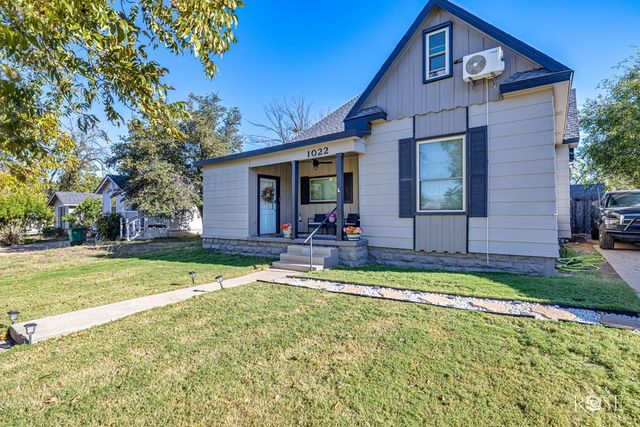 1022 N Jefferson Street, San Angelo, TX 76901