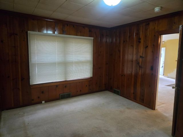 5740 Golden Valley Road, Golden Valley, MN 55422