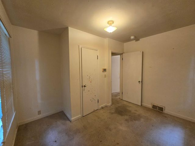 5740 Golden Valley Road, Golden Valley, MN 55422