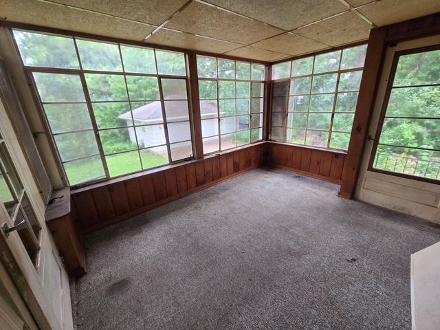 5740 Golden Valley Road, Golden Valley, MN 55422