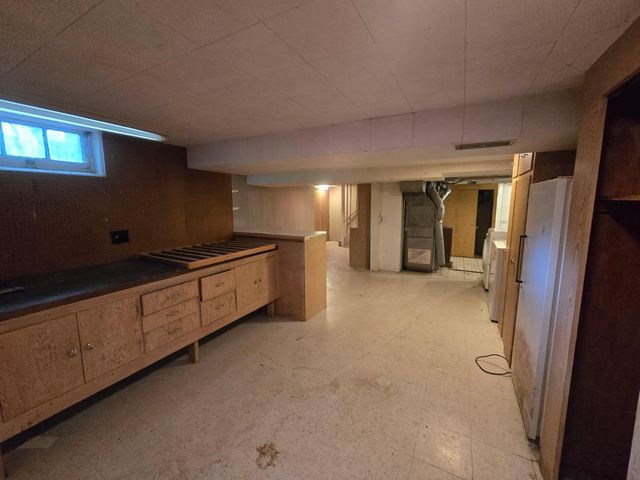 5740 Golden Valley Road, Golden Valley, MN 55422