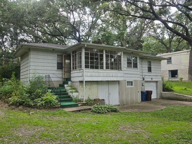 5740 Golden Valley Road, Golden Valley, MN 55422