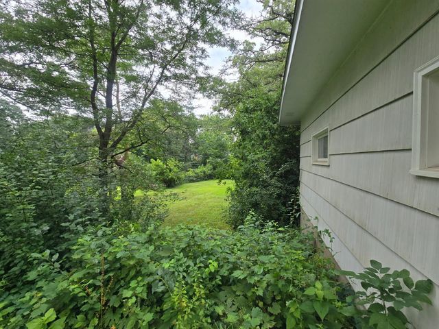 5740 Golden Valley Road, Golden Valley, MN 55422