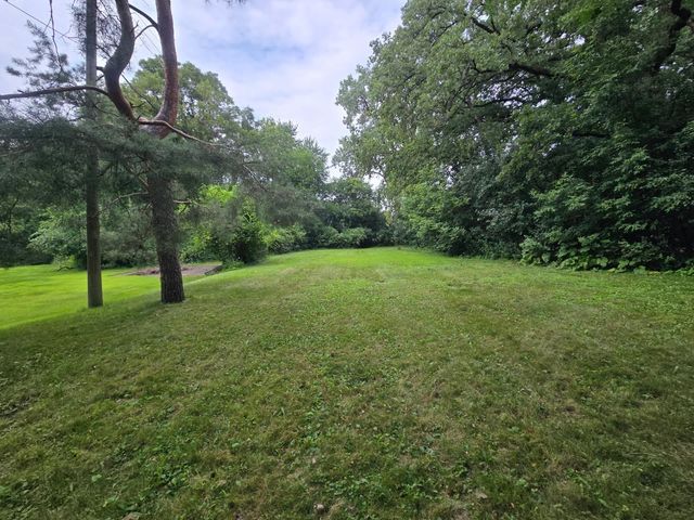 5740 Golden Valley Road, Golden Valley, MN 55422