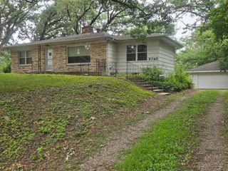 5740 Golden Valley Road, Golden Valley, MN 55422