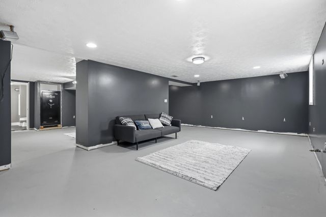 2608 Craig Road 2608 Craig Road, Springfield, OH 45502
