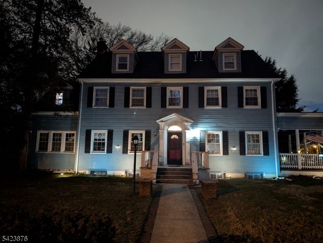 833 Salem Ave, Hillside Twp., NJ 07205