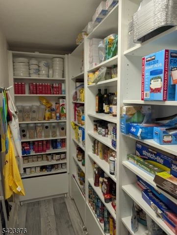 833 Salem Ave, Hillside Twp., NJ 07205