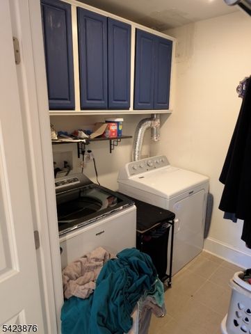 833 Salem Ave, Hillside Twp., NJ 07205