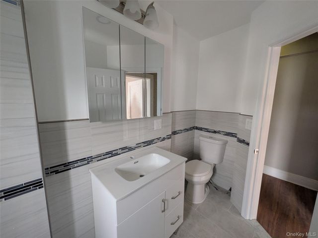 89-32 208th Street, Queens Village, NY 11427