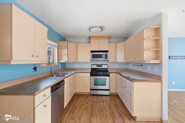 580 S Mike Circle, Wasilla, AK 99623