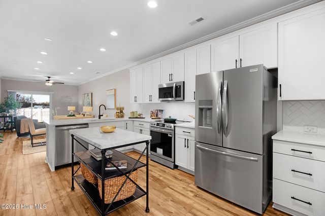 235 Cline Way Unit 107, 1809 Live Oak, Beaufort, NC 28516