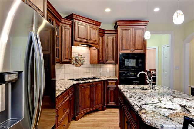5 Peale CT, Williamsburg, VA 23188