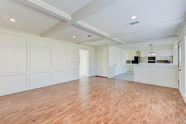 16339 Clearcrest Drive, Houston, TX 77059