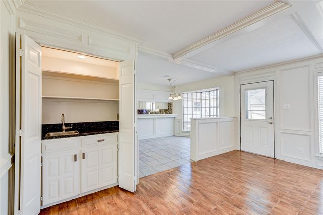 16339 Clearcrest Drive, Houston, TX 77059