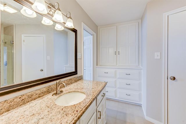 16339 Clearcrest Drive, Houston, TX 77059