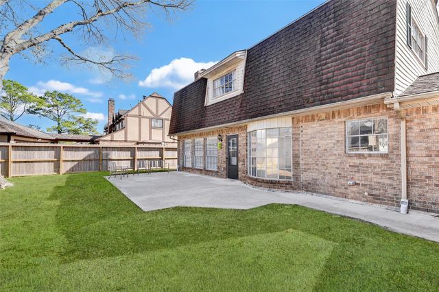 16339 Clearcrest Drive, Houston, TX 77059