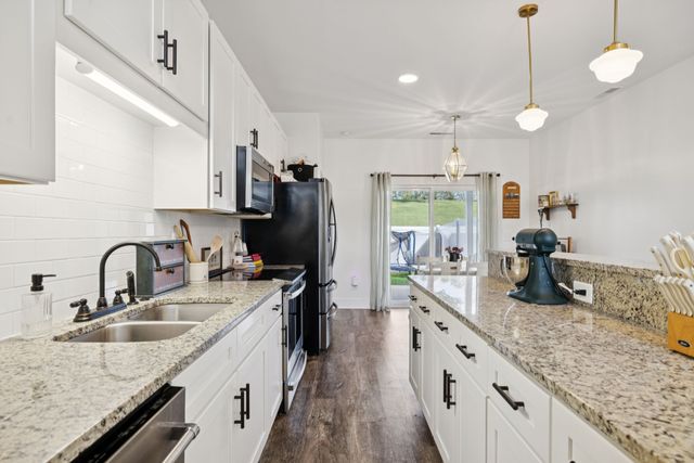 2213 Drone Way, Columbia, TN 38401