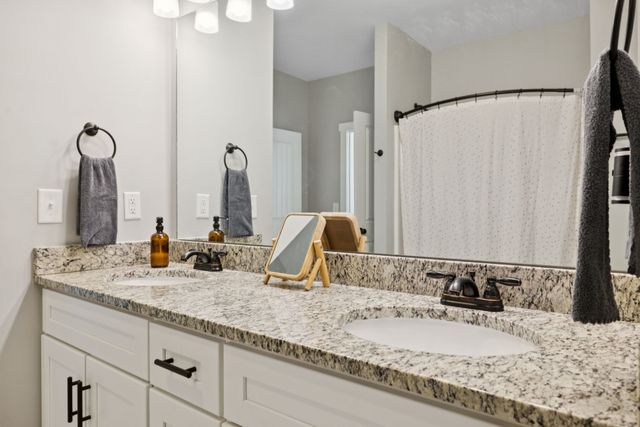 2213 Drone Way, Columbia, TN 38401