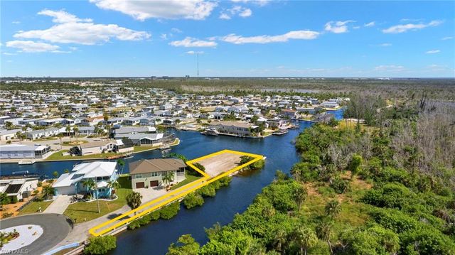 17901 Rebecca AVE, Fort Myers Beach, FL 33931