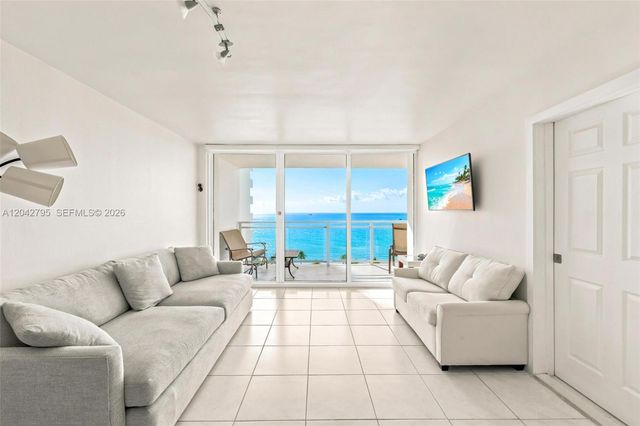 2030 S Ocean Dr 816, Hallandale Beach, FL 33009