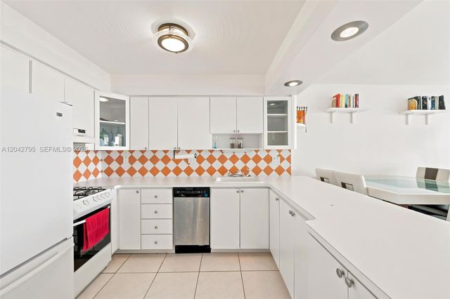 2030 S Ocean Dr 816, Hallandale Beach, FL 33009