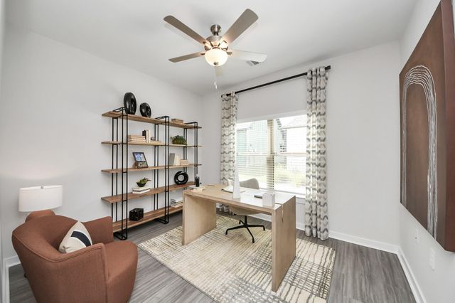 7711 Longmire Road 2, Conroe, TX 77304