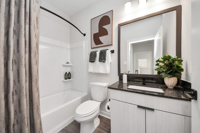 7711 Longmire Road 2, Conroe, TX 77304