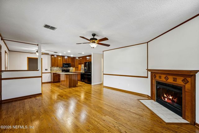 1888 CLEMSON Road, Jacksonville, FL 32217