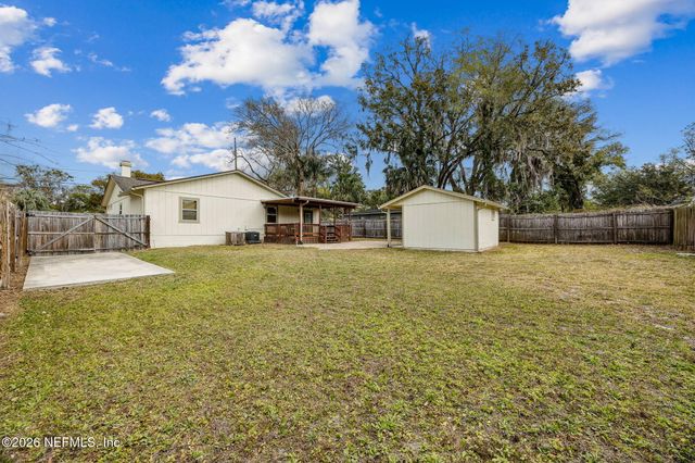 1888 CLEMSON Road, Jacksonville, FL 32217