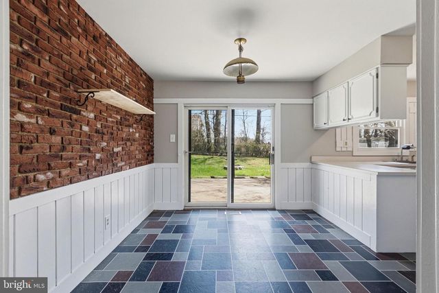 111 EDGE LN, Willingboro, NJ 08046